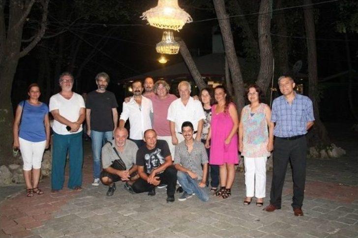 Dalyan’da Grup Gündoğarken Rüzgarı Esti G5