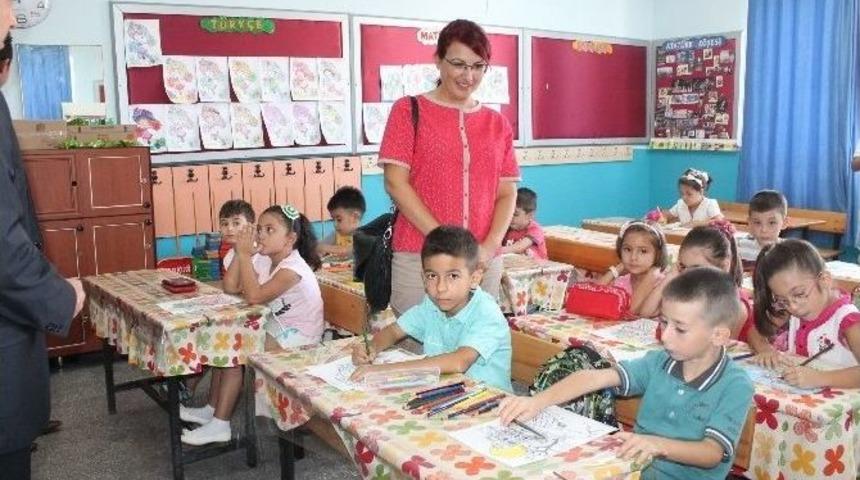 Kaymakam Başt&uuml;rk, Eğitimcilerin Sorunlarını Dinledi