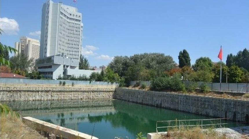 (özel Haber) Anlaşmazlık İnşaat Temelini Havuza Çevirdi