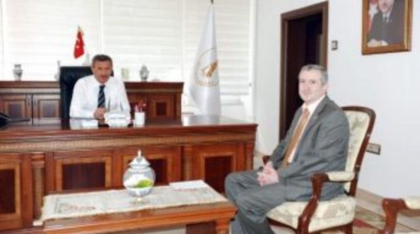 K&uuml;tahya G&uuml;mr&uuml;k M&uuml;d&uuml;r&uuml;l&uuml;ğ&uuml;&rsquo;ne Yer Aranıyor