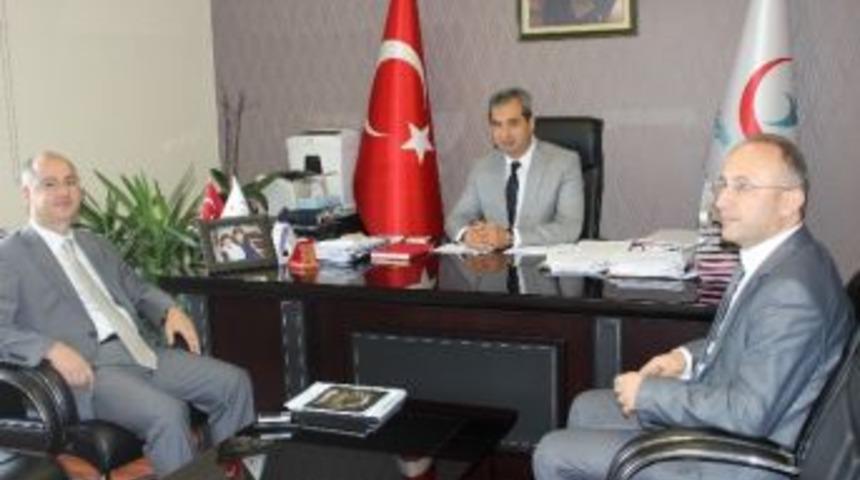 Kaymakam Yamandan Sağlık&ccedil;ılara Veda Ziyareti