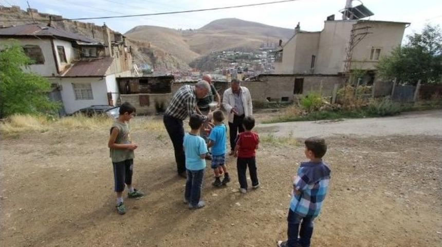 Belediye Başkanı Uzungazi Mahallesi&rsquo;nde İncelemelerde Bulundu
