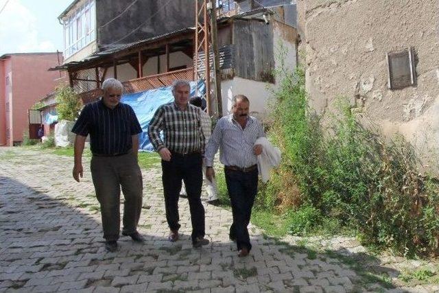 Belediye Başkanı Uzungazi Mahallesi’nde İncelemelerde Bulundu