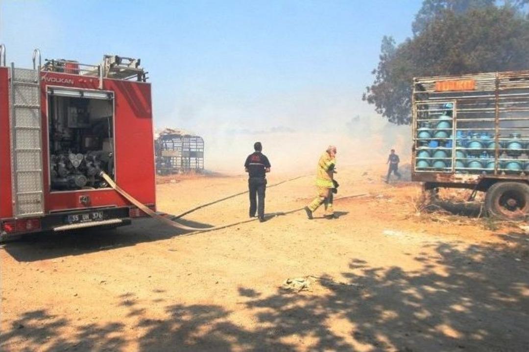 İzmir Felaketin Eşiğinden D&ouml;nd&uuml;