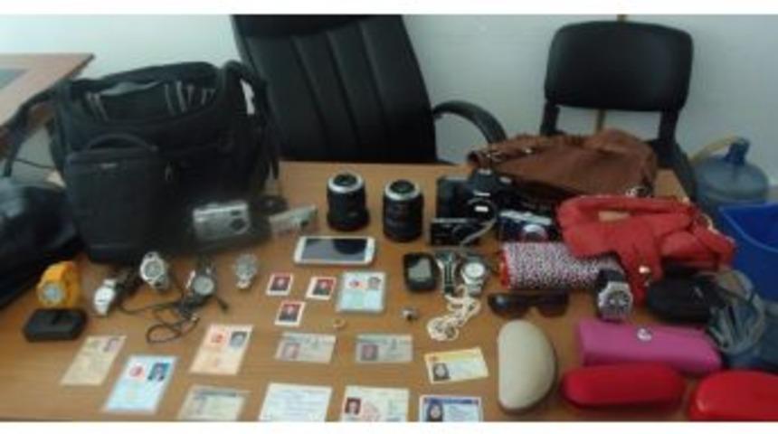 Otomobilden Hırsızlık Olayına Karışan 3 Kişi Yakalandı