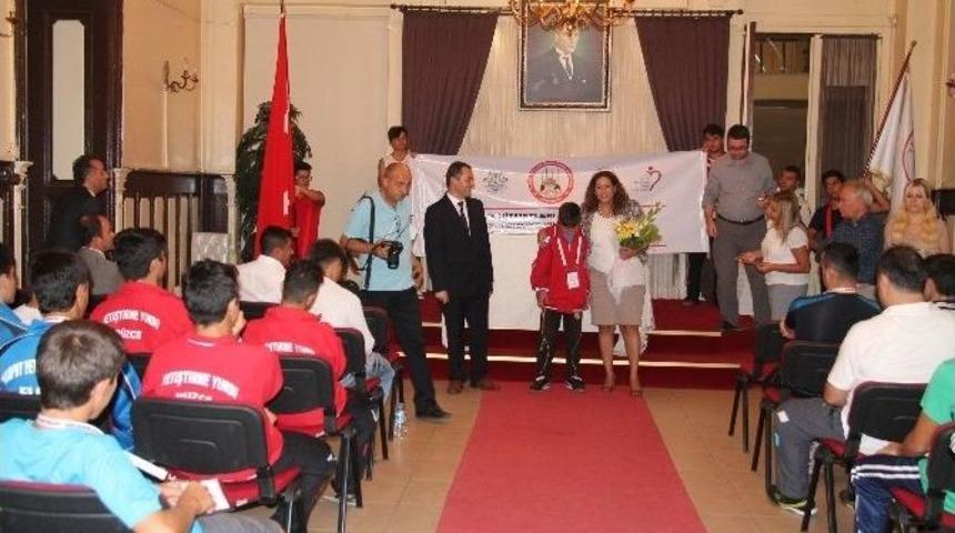 G&uuml;reş&rsquo;&ccedil;i Gen&ccedil;ler Edirne Belediyesi&rsquo;nde