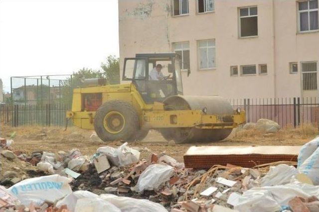 Kiraz’ın Başkanı Şengül 30 Yıllık Yol Çilesine Son Verdi