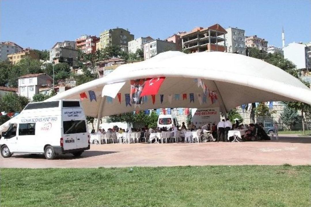 Kağıthane Belediyesi Dar&uuml;laceze Sakinlerini Ağırladı