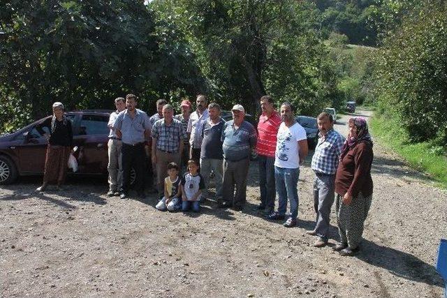 Korubaşı Mahallesi Sakinlerinden Bozuk Yol Tepkisi