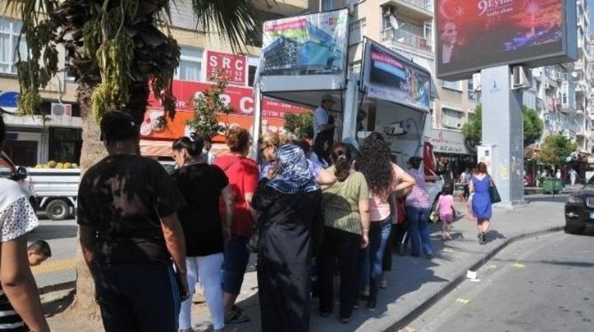 İzmir Park 9 Eyl&uuml;l&rsquo;&uuml; İzmirlilerle Kutladı