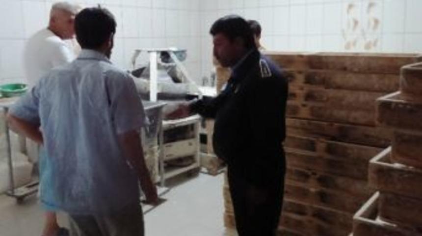 Erciş&rsquo;te Zabıta Ekipleri Fırınları Denetledi