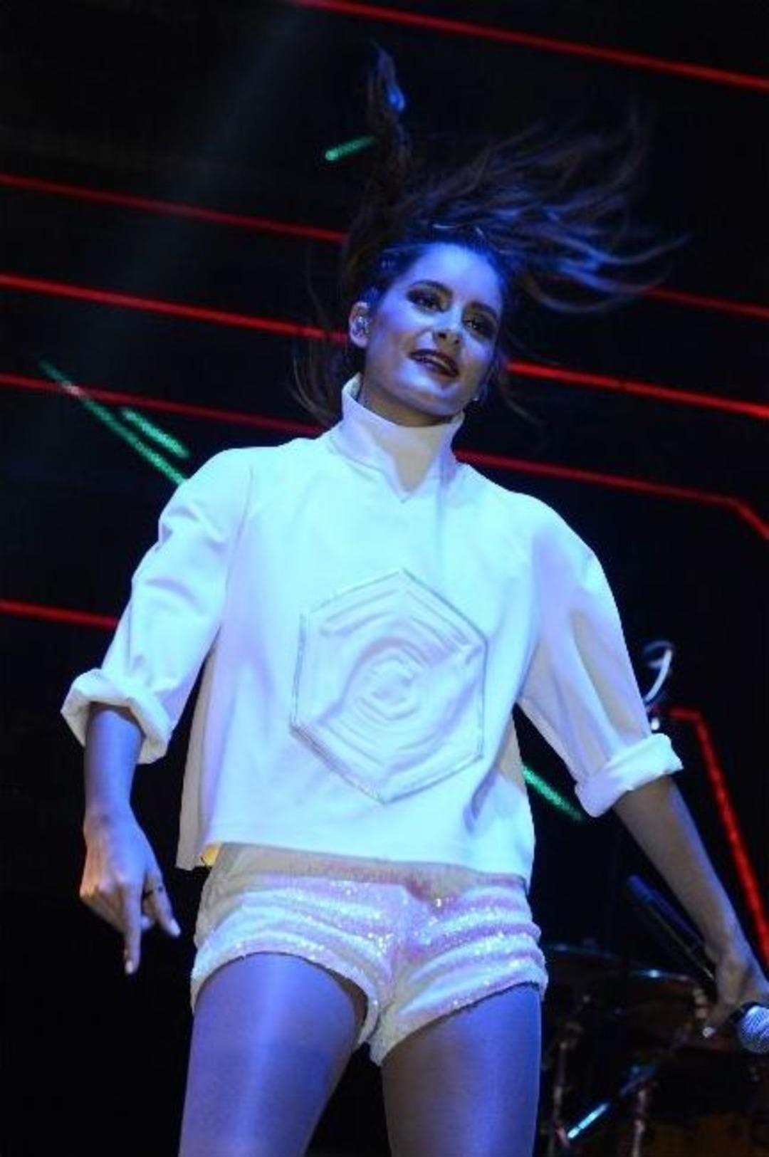 Atiye &lsquo;beylikd&uuml;z&uuml; Barış Ve Sevgi Buluşmaları&rsquo;nda Sahne Aldı