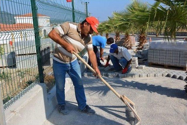 Urla Asfalt Çalışmaları Sürüyor