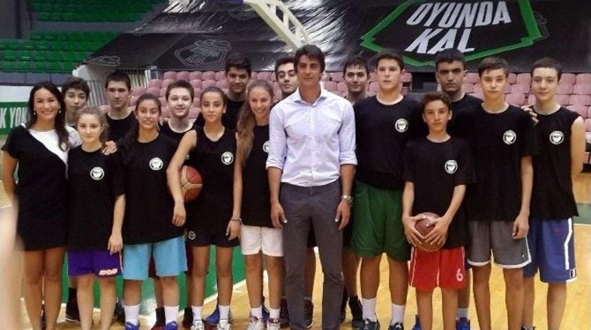 Forum Gaziantep Ve Dar&uuml;şşafaka &rsquo;oyunda Kal&rsquo; Etkinliği İle Gen&ccedil; Yeteneklere Fırsat Verdi