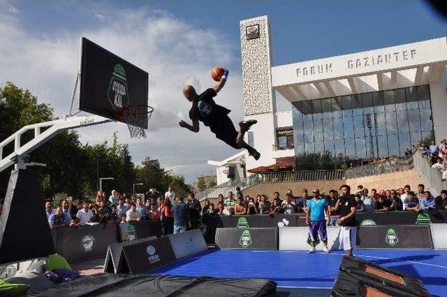 Forum Gaziantep Ve Darüşşafaka ’oyunda Kal’ Etkinliği İle Genç Yeteneklere Fırsat Verdi