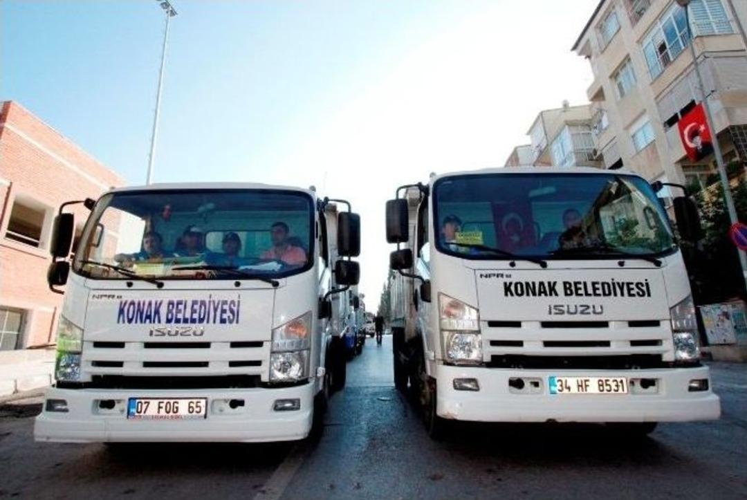 Konak Belediyesi&rsquo;nden Moloz Harekatı