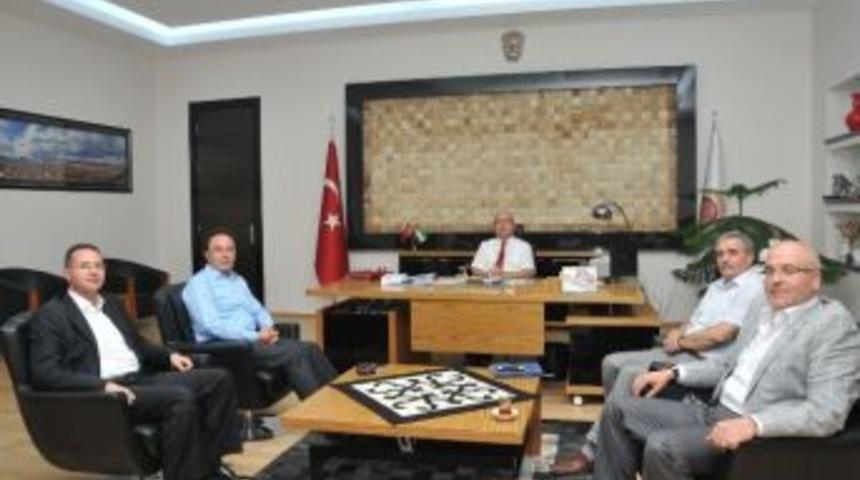 Başkan &Ccedil;oban Yumurta &Uuml;reticileri Birliği &Uuml;yelerini Ağırladı