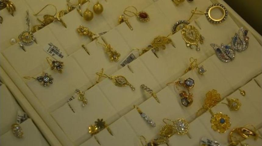 Kuyumcular &lsquo;altın &Ccedil;ağı&rsquo; Yaşıyor