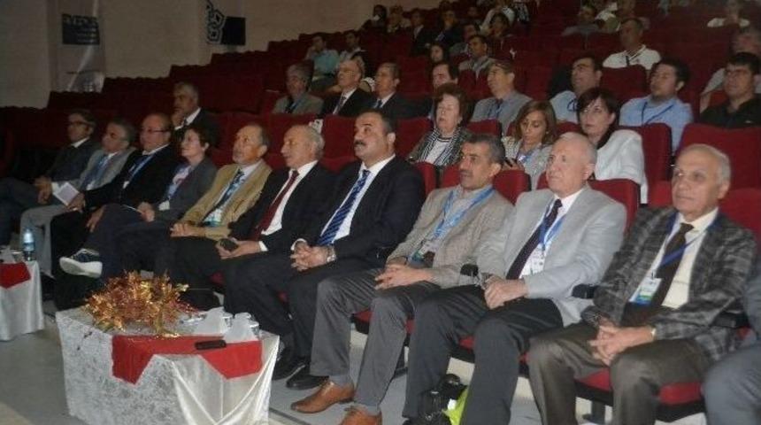 Ne&uuml;&rsquo;de 5. Eğitim Y&ouml;netimi Forumu Ger&ccedil;ekleştirildi