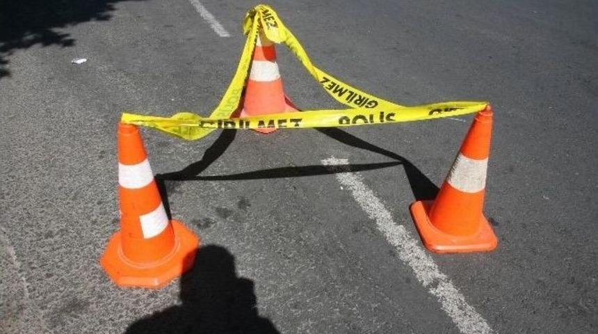 Adliye Önünde Silahlı Kavga