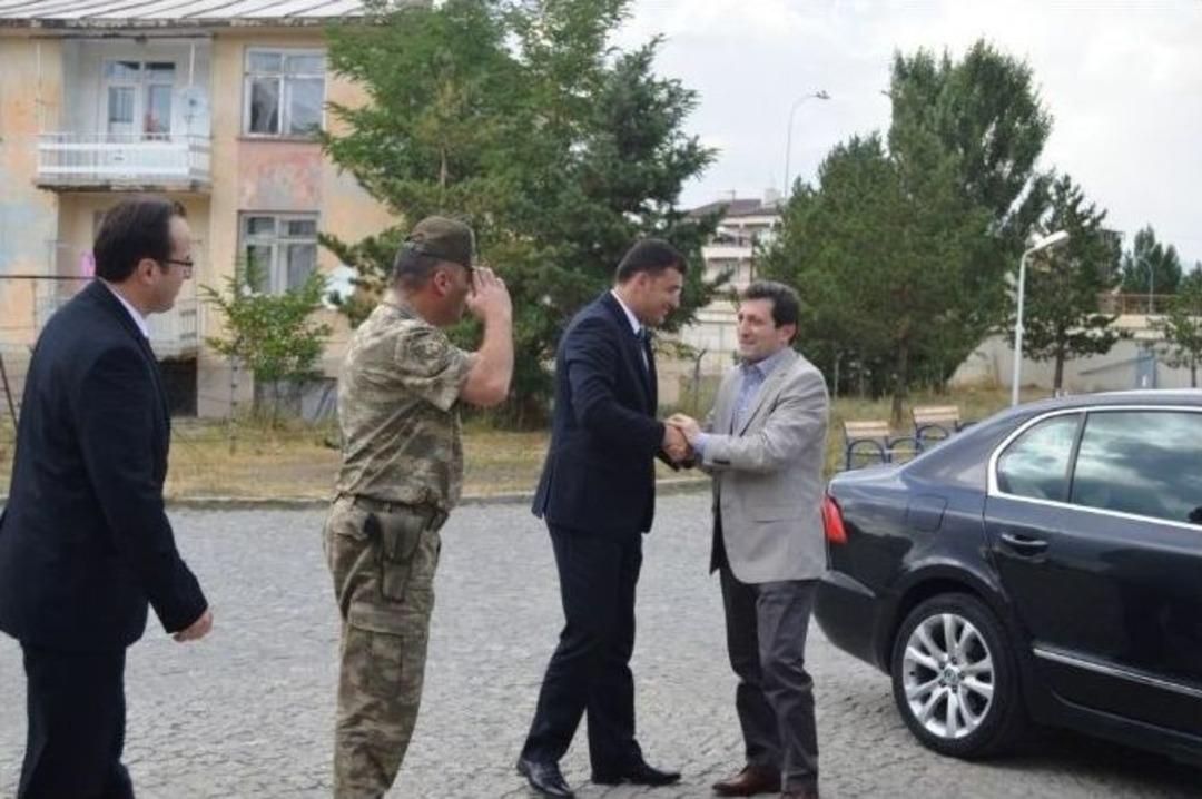 M&uuml;lkiye Teftiş Kurulu Başkanı Orhan Tavlı&rsquo;dan Kaymakam &Ouml;z&rsquo;e Ziyaret