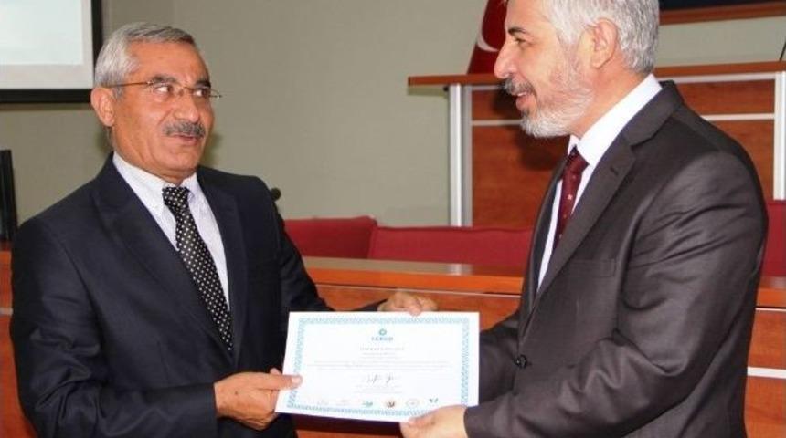&Ccedil;ekud&rsquo;dan Y&ouml;netici Ve &Ouml;ğretmenlere Sertifika