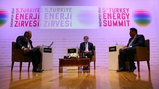 Bakan Yıldız, ’5. Türkiye Enerji Zirvesi’ne Katıldı