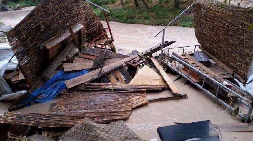 Aksaray&rsquo;da Sel G&ouml;zde Turizm Mekanını Vurdu