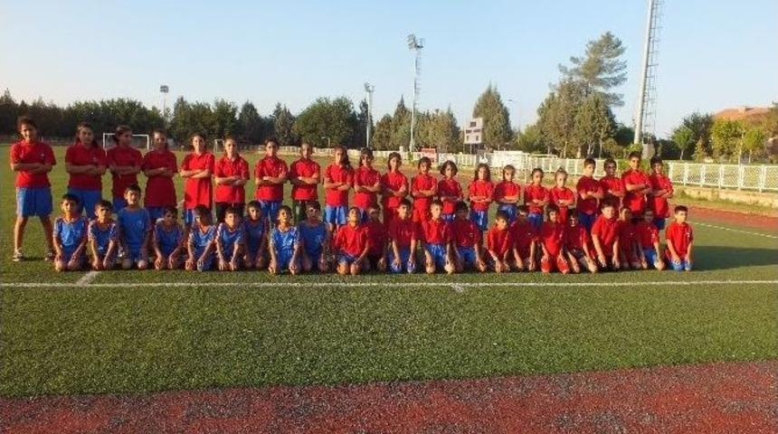Petrolspor Atletizmde Hedef B&uuml;y&uuml;tt&uuml;
