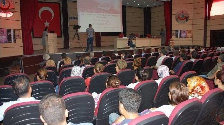 &ldquo;şiddetsiz Bir Topluma Doğru&rdquo; İsimli Sempozyum D&uuml;zenlendi