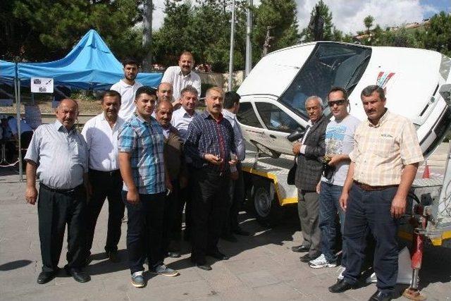Yozgat’ta Şoförler Emniyet Kemerinin Önemini Simülatör Aracında Öğrendi
