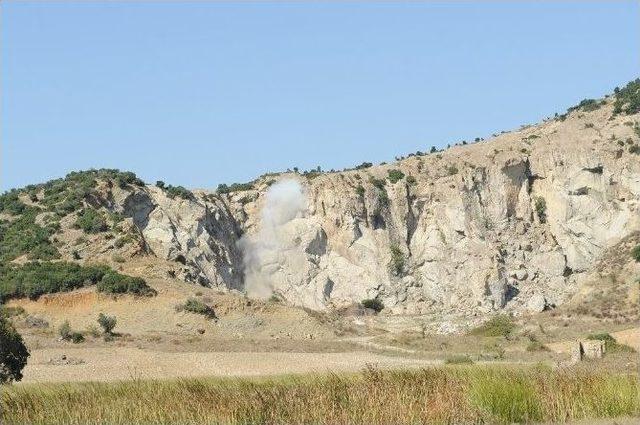 Çanakkale’de Bulunan Top Mermisi İmha Edildi