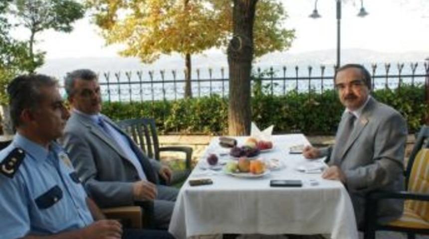 Sakarya Valisi H&uuml;seyin Avni Coş, Sapanca G&ouml;l&uuml;&rsquo;n&uuml;n Son Durumunu Değerlendirdi