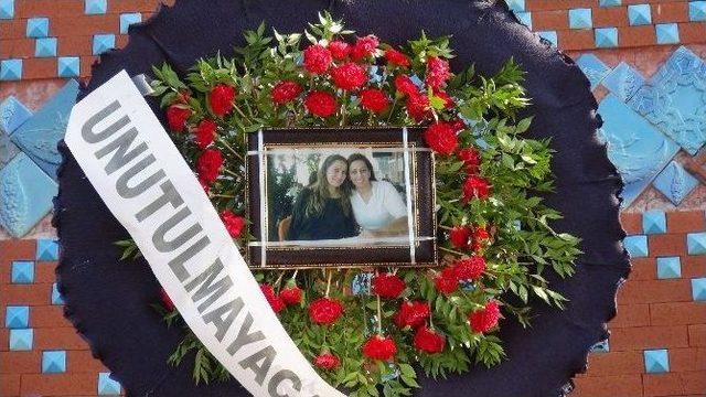 Servis Beklerken Öldürülen 2 Kadının Davası Ertelendi