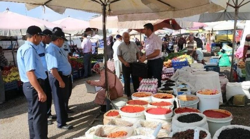 Pazarlarda A&ccedil;ıkta Satılan Gıdalara Denetim