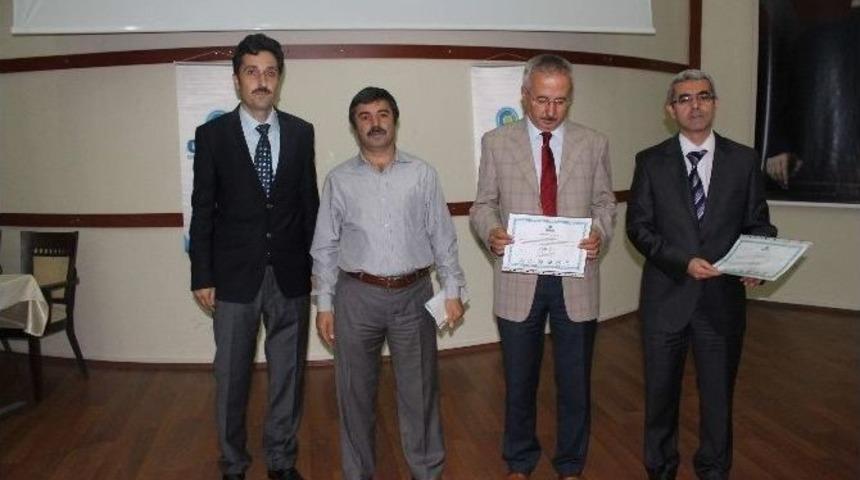 &Ccedil;evre İ&ccedil;in &Ouml;ğrenci Olan &Ouml;ğretmenler Sertifikalarını Aldılar