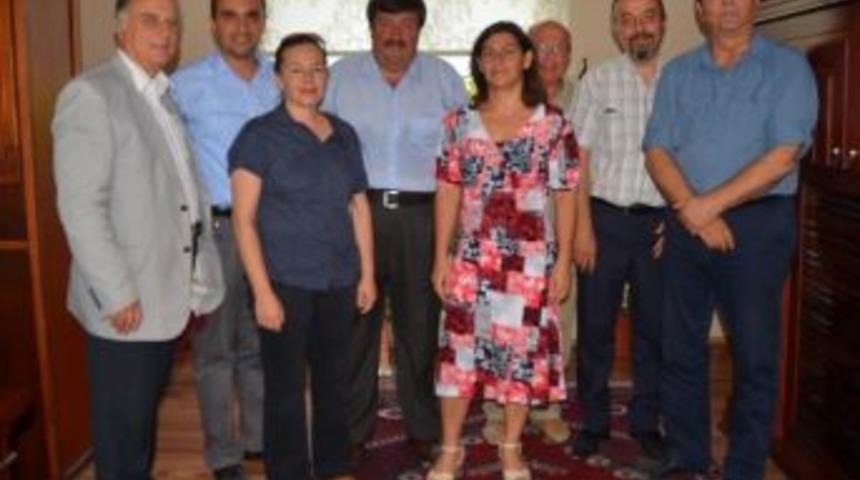 Dikili İ&ccedil;in Elele Verdiler