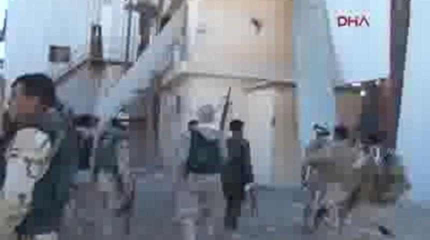 100 IŞİD militanın &ouml;ld&uuml;r&uuml;ld&uuml;ğ&uuml; operasyonun g&ouml;r&uuml;nt&uuml;lerini yayınladı