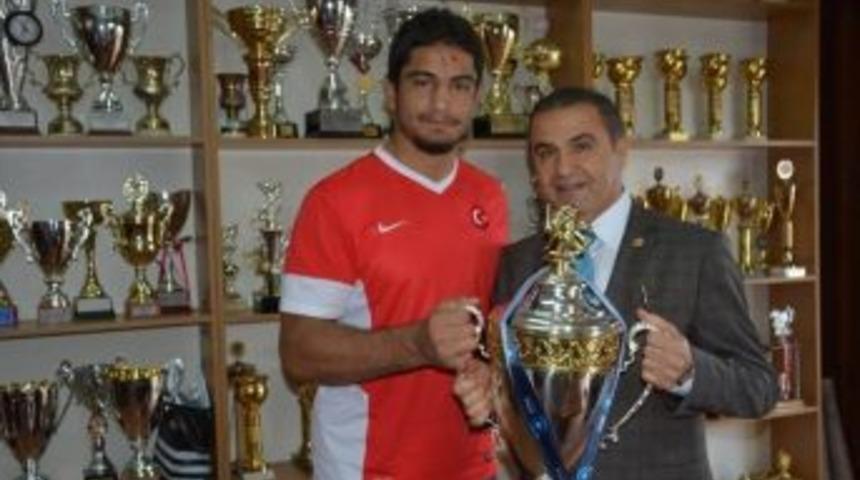 Ak Parti Sivas Milletvekili Turan, Taha Akgül’ü Tebrik Etti