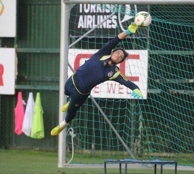 Fenerbahçe, Trabzonspor Maçının Hazırlıklarını Sürdürüyor