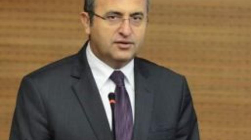 Denizli Valisi Demir, Merkez Valiliği&rsquo;ne Alınmak İ&ccedil;in Dilek&ccedil;e Verdi