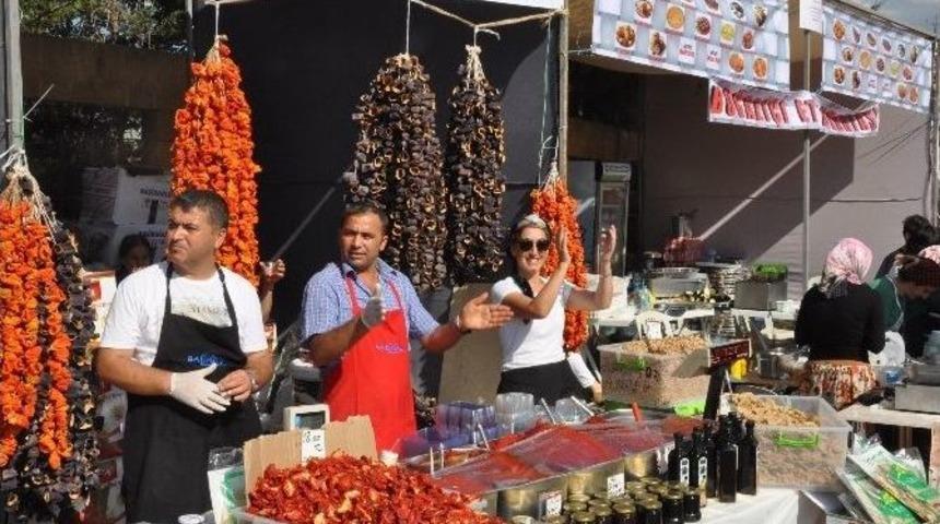 İstanbul 20 Eyl&uuml;l &Ouml;zg&uuml;rl&uuml;k Parkı Gaziantepliler Şenliğine Odaklandı
