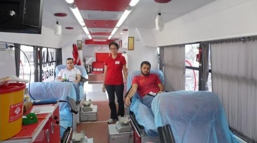 İki G&uuml;nde 64 &Uuml;nite Kan Bağışı Yapıldı