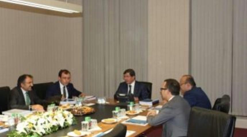 Yavilioğlu Ekonomi Zirvesinde