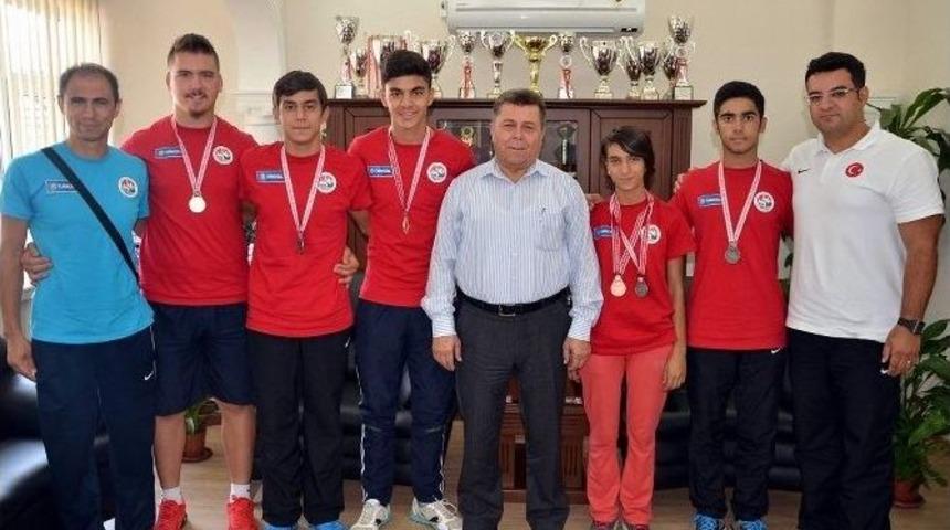 Aydın Atletizmde 6&rsquo;da 6 Yaptı