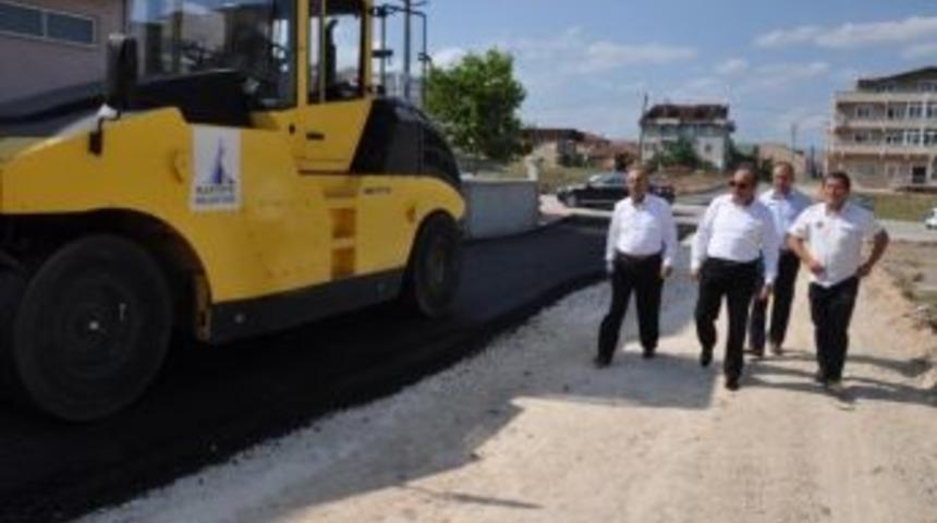 &Uuml;z&uuml;lmez, Asfalt &Ccedil;alışmalarını İnceledi