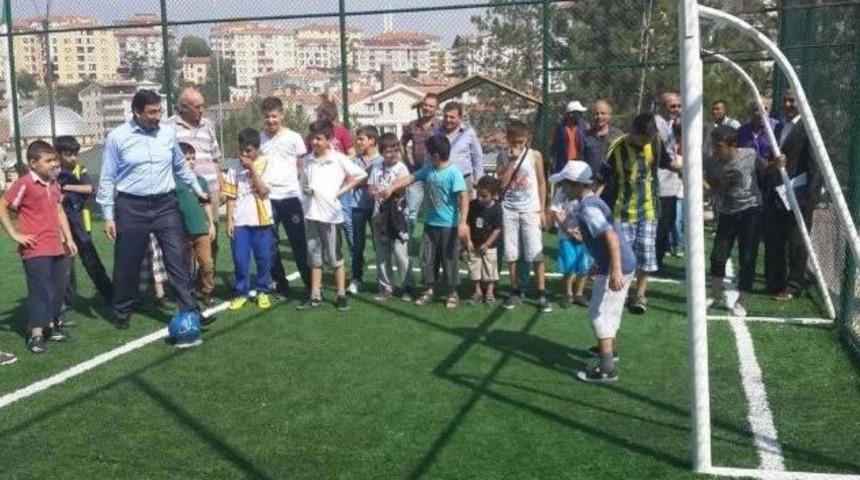 Akşemsettin Parkı Yenilendi