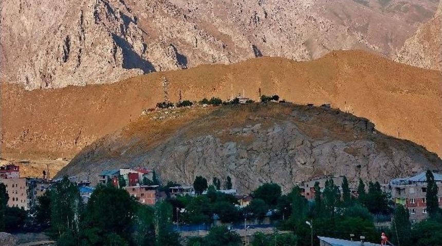 Hakkari Belediyesi Mir Kalesi İ&ccedil;in Bakanlığa Dava A&ccedil;tı