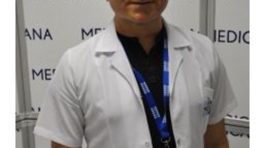 Ağır Okul &Ccedil;antası Omurga Eğriliğine Yol A&ccedil;ıyor