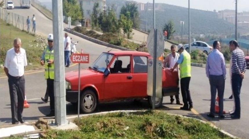 Hastane Yolunda Kaza: 1 Yaralı